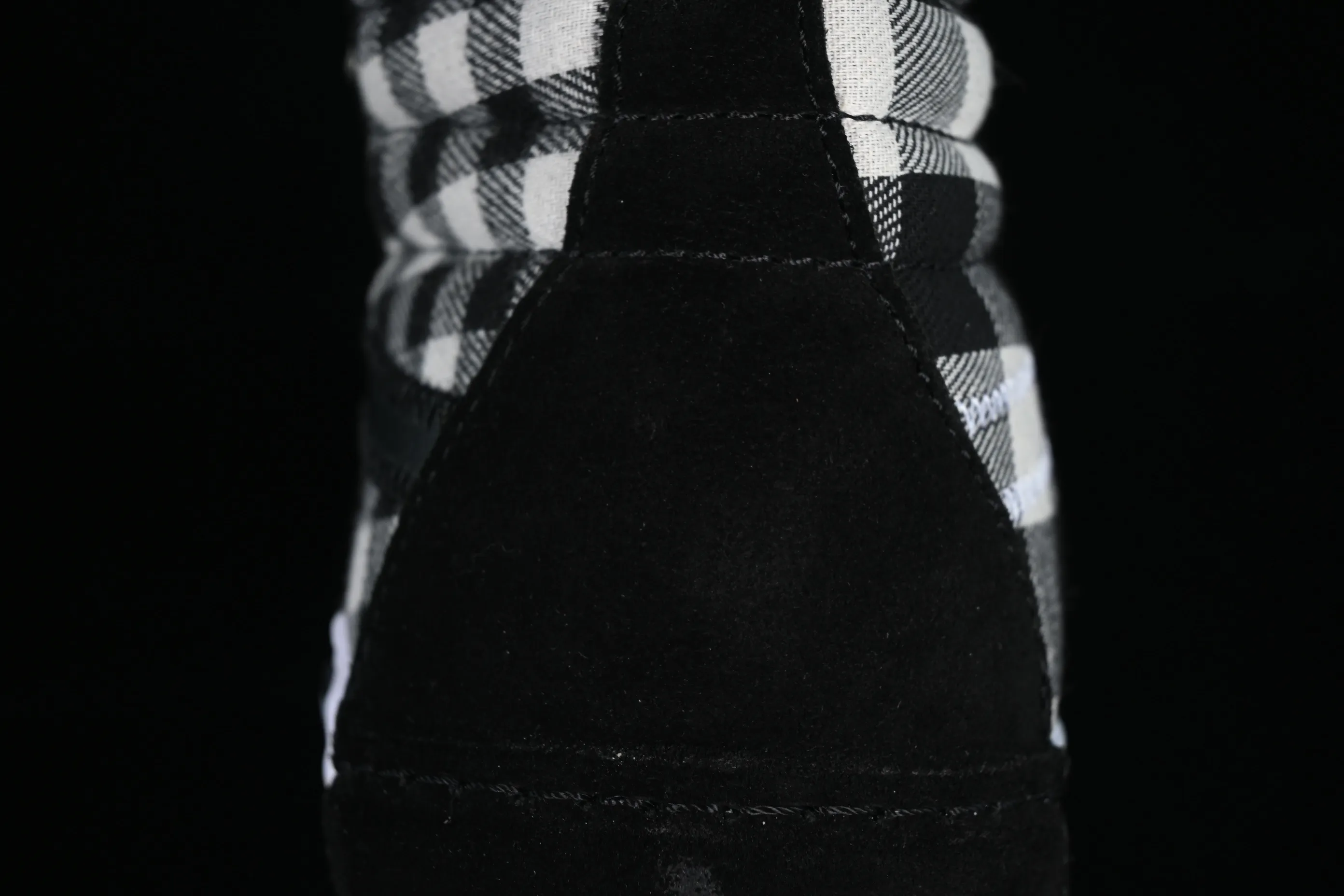 All categories Vans Vans series Vans Hi Vans high-top Vans Vault Sk8-Hi Cap LX Deconstruction New black and white checkerboard high-top canvas vulcanized sneakers VN0A3WM1XOS